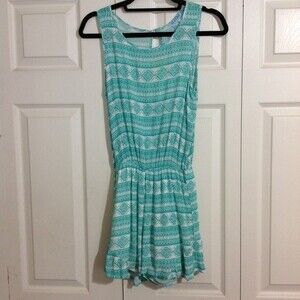 AINA BE Size Small Green White Shorts Romper One Piece Keyhole Lined Stretch